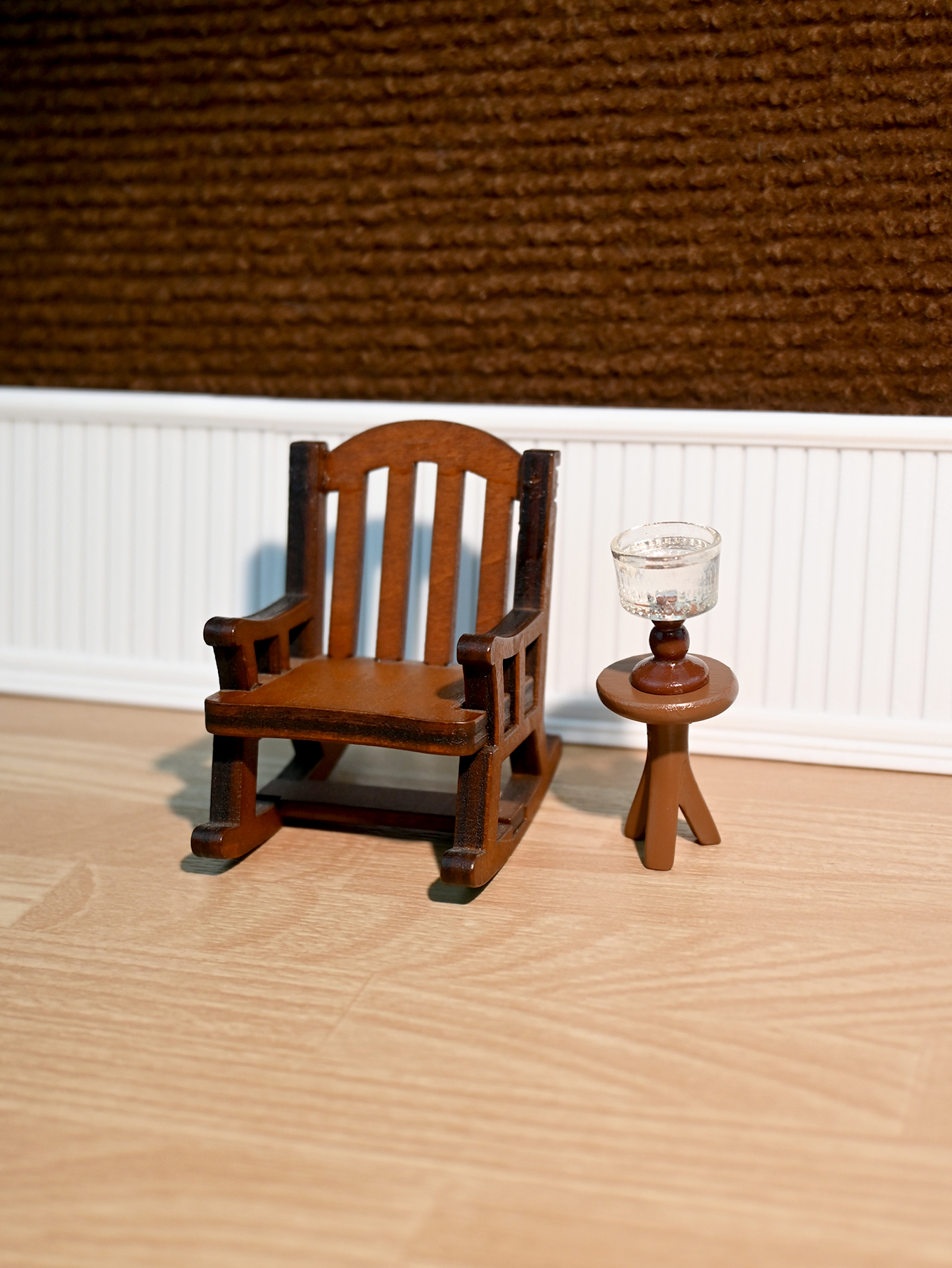 Miniature Rocking Chair, Minia - Food Storage On Table recensie en prijs